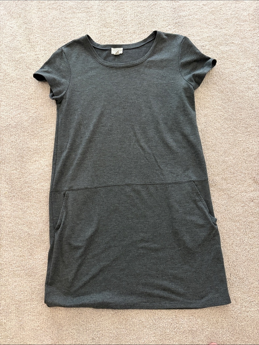 Caslon Dark Gray Short-Sleeve Knit Tee Dress with pockets